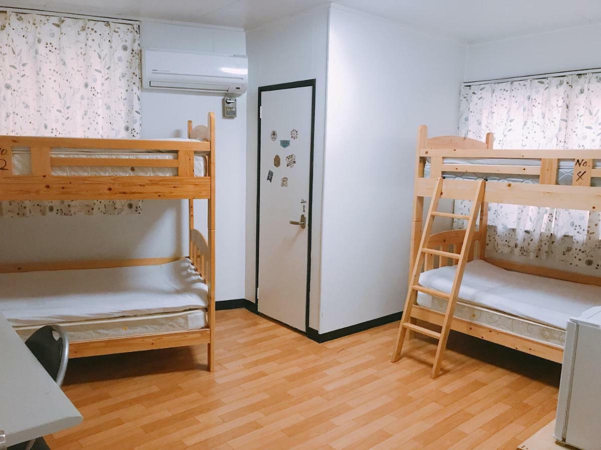 Orion Divers Guest House Наха Екстер'єр фото
